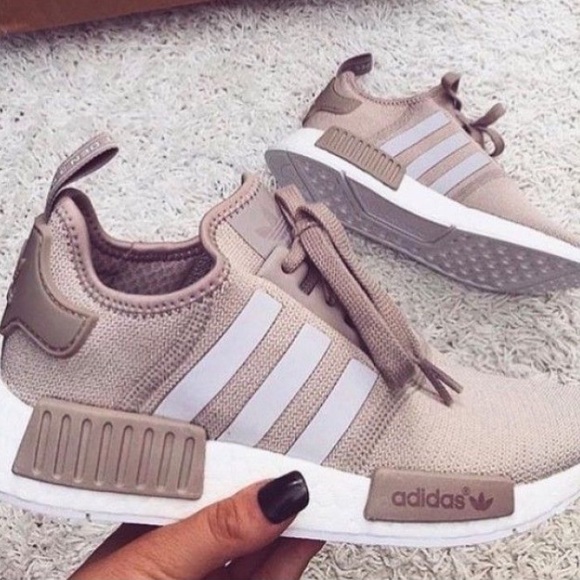 adidas nmd rose pale